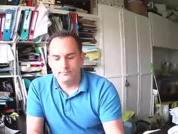 runner1978 on Chaturbate 