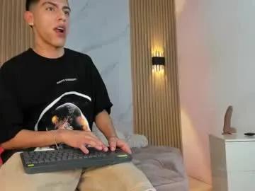 russell_adams_ on Chaturbate