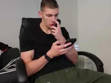 ryan_dozer — Horny, masculine, tall stud, support my goal and win cumshow #horny #bigdick #tall [1418 tokens remaining]