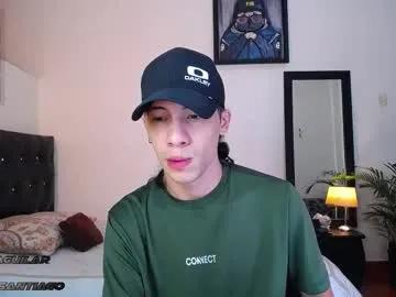 santiagocutex on Chaturbate