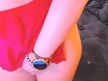 sarahottie69 on Chaturbate 