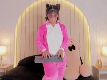 saravega__ on Chaturbate 