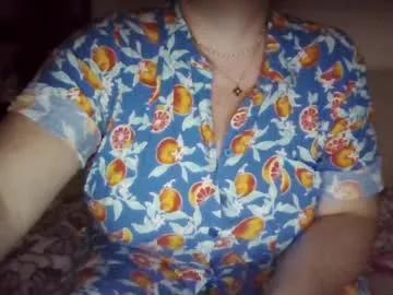 saretta46 — #bigboobs #curvy #canadian #italian