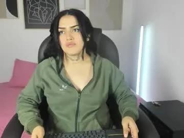 sari_belle on Chaturbate
