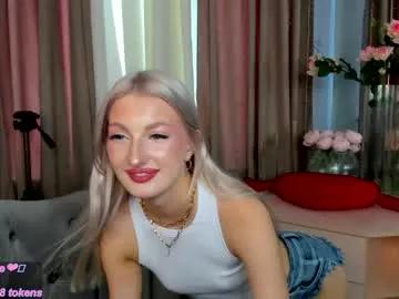 sarrah_blush on Chaturbate 