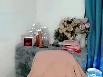 sashifoxdoll_ on Chaturbate 