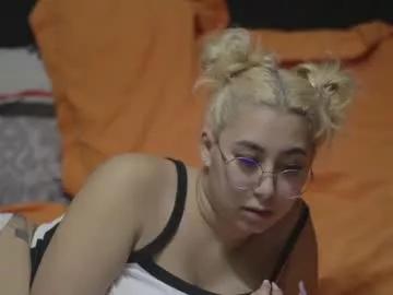 selly__madelline on Chaturbate 