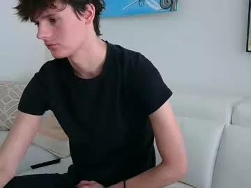 sensualalien on Chaturbate 