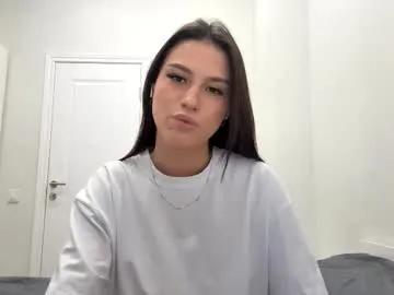 seritasweger — Goal:Pour water on my top<: My name is Mia #new , new experience to me, hope it turns out well :3  #skinny #bigboobs #18 #shy [725 tokens remaining]
