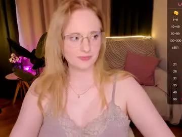 sheslinki on Chaturbate 