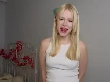 snowwwgirl on Chaturbate