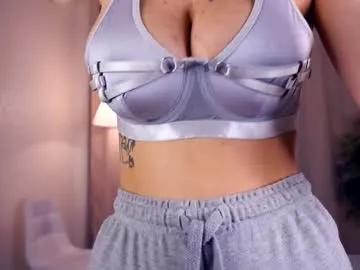sofiabruno — GOAL: What about tits free for you? [105 tokens remaining] Hi guys, be brave, I don't bite unless you ask me to :3 #bigtits #18 #squirt #redhead #bigass