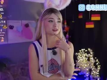 sonnie_mami — Tuesdays with Lola BunnyLet me inspect your add me to your favorites  #latina #hairy #ass #feet #cosplay #anime