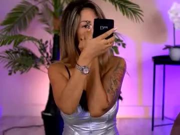 sophiapotts — Bring your umbrella, it's about to get WET!  - Multi Goal: Best BLOWJOB on Earth [623 tokens left] #fuckmachine #mature #squirt #milf #blonde