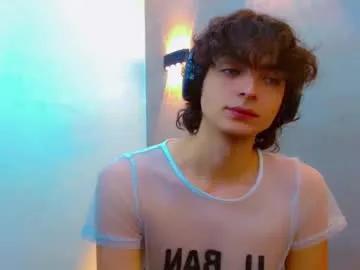 sr_bonnyethan on Chaturbate