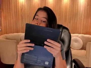 sussanelliot — GOAL: Footjob [38 tokens remaining]  My pussy is craving for feel you  #saliva #latina #bigboobs #muscle #bigass