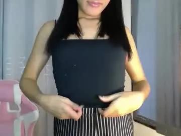 sweet_trishaxx on Chaturbate