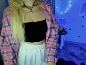 sweetfoyou — GOAL: show bra999 [995 tokens remaining] Welcome to my room! #shy #cute #legs #ass #nonude #bigboobs #