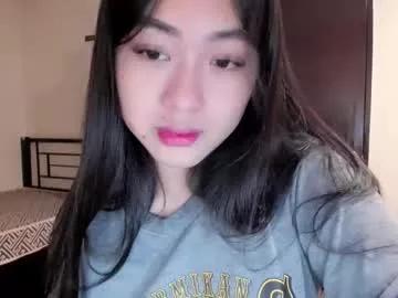 sweetlovepinay04 on Chaturbate 