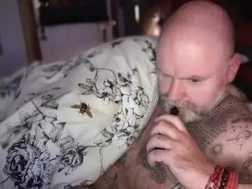tattooeddilf01 on Chaturbate 