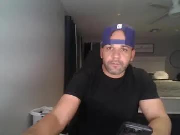 thatazguyaz on Chaturbate