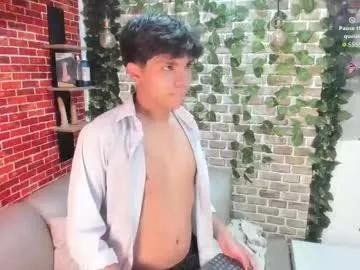 thiago_kozak on Chaturbate