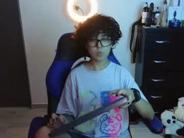thomascooper_cams — i am- You can see the typ menu #ftm #tomboy #petite #hairypussy #bdsm [500 tokens remaining]