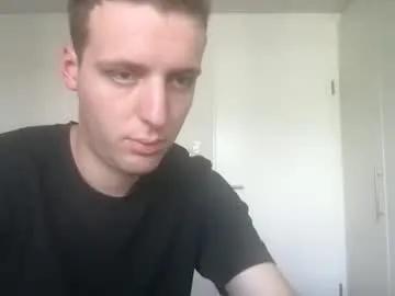 toohottobetrue21 on Chaturbate 