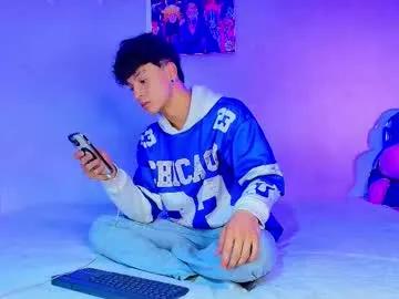 twink_sebas_ — sebascum   #twink #femboy #18 #new #young [768 tokens remaining]
