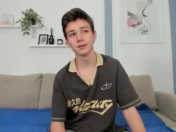 twinkguy_slim — Public cum show [871 tokens left] #18 #young #lovense #twink #uncut