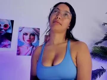 valentina_king18 — Goal is:  FUCK MY PUSSY WITH MY DILDO21 #ebony #latina #bigass #smalltits #teen [0 tokens remaining]