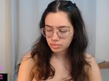 velvetcrystal on Chaturbate 