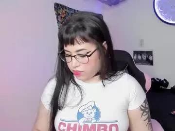 velvetfangs on Chaturbate 