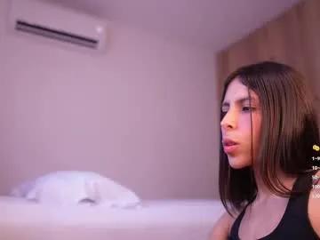 veronica_mendez1 — Massage in my ass with oil [85 tokens left] #muscle #latina #fit #skinny #young