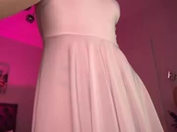 vikky_moon on Chaturbate 