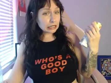 wingardiumleveveosa — Goddess Eevie's Birthday Month! Show your Worship<3 #goddess #findom #mommy #femdom #natural