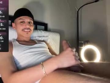 xmomentumx on Chaturbate 