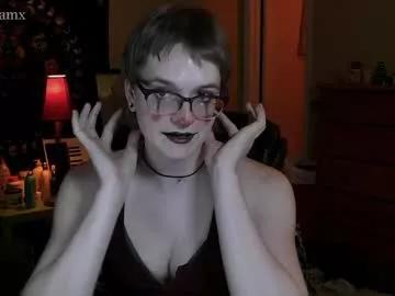 xmoonbeamx on Chaturbate 