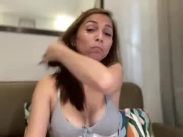 xxsweetbellafox on Chaturbate 