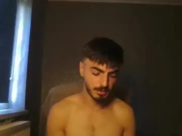 xxxdonpuiuuxxx on Chaturbate 