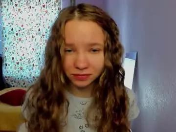 your_leslie — Change outfit [75 tokens left] Welcome to my room PM 5 tok #petite #young #feet #teen #cute