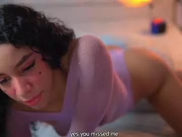 yuyi_cam on Chaturbate 