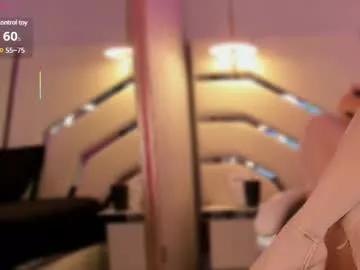 zara_lu on Chaturbate 
