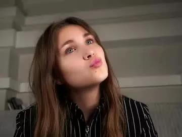 zeldaes — goal:  mash under bra  :) I want to have a great time here :3 #shy #new #18 #cute #teen [78 tokens remaining]