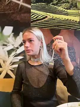-Sexy_Barbie- — Anal plug with nipple clamps
