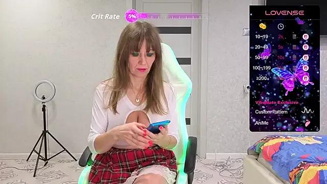 __MOMMY_ on StripChat 