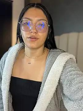 _allondra_ on StripChat 
