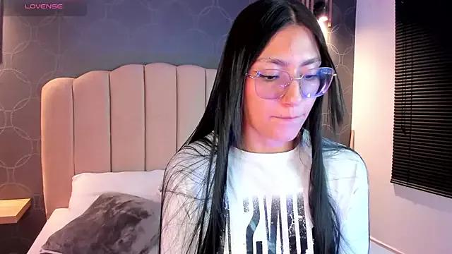 _allondra_ on StripChat 