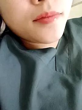 _Attractivegirl33 on StripChat 