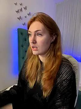 _Chlo__e on StripChat